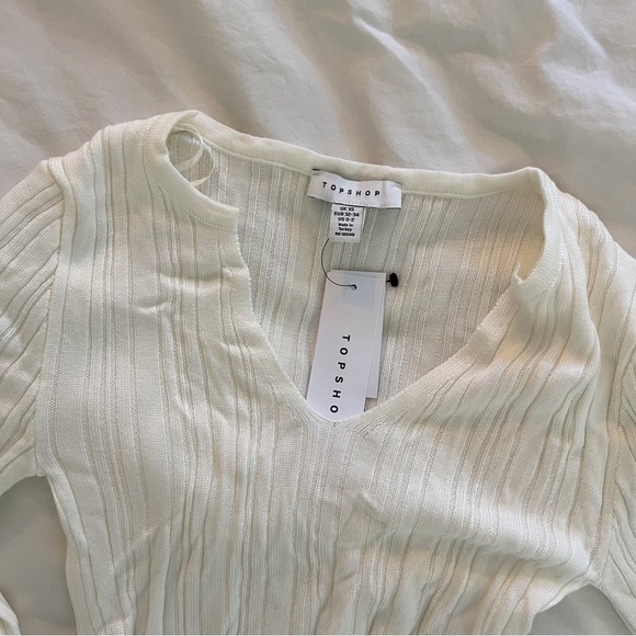 Topshop Ribbed V-Neck Sweater - Picture 1 of 4
